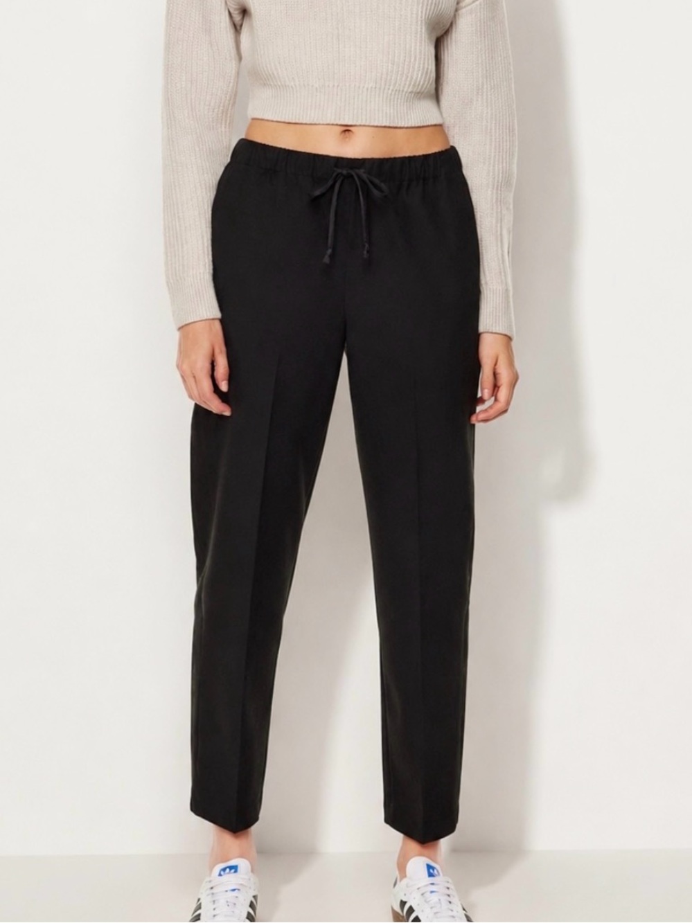 Aritzia BABATON Black Jimmy Pants Size M